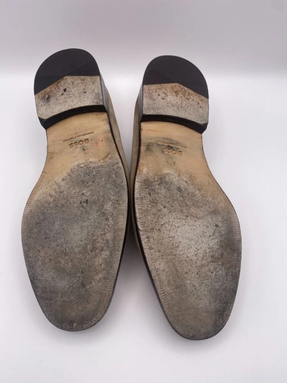 Hugo Boss Men's Italian-Made Suede Loafers With Penny Trim Sz 8